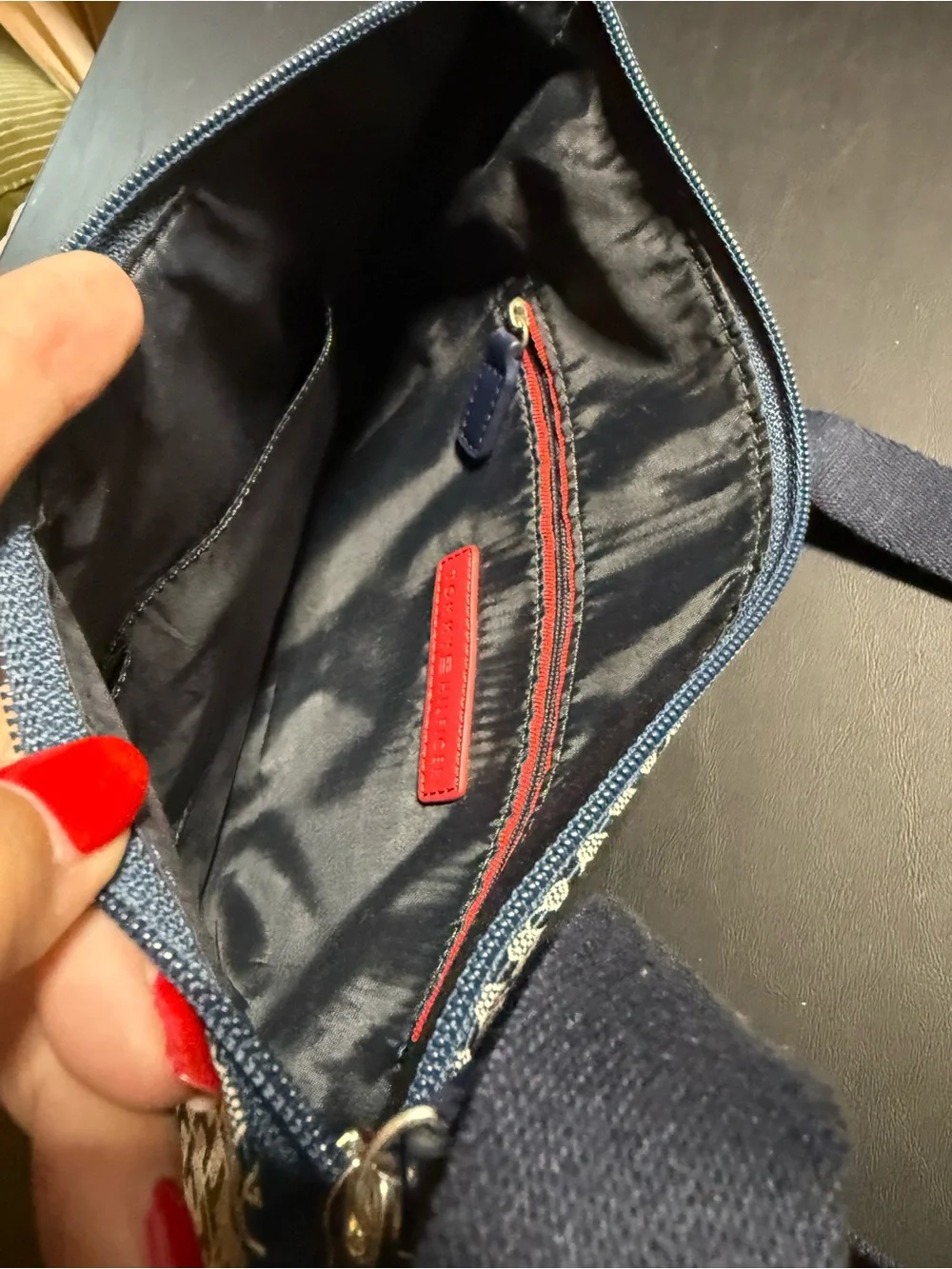 Tommy Hilfiger Crossbody Bag in Navy and White